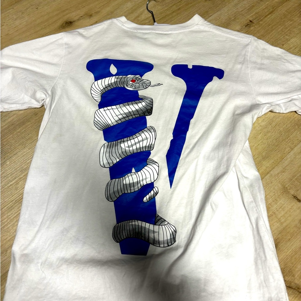Vlone snake tee